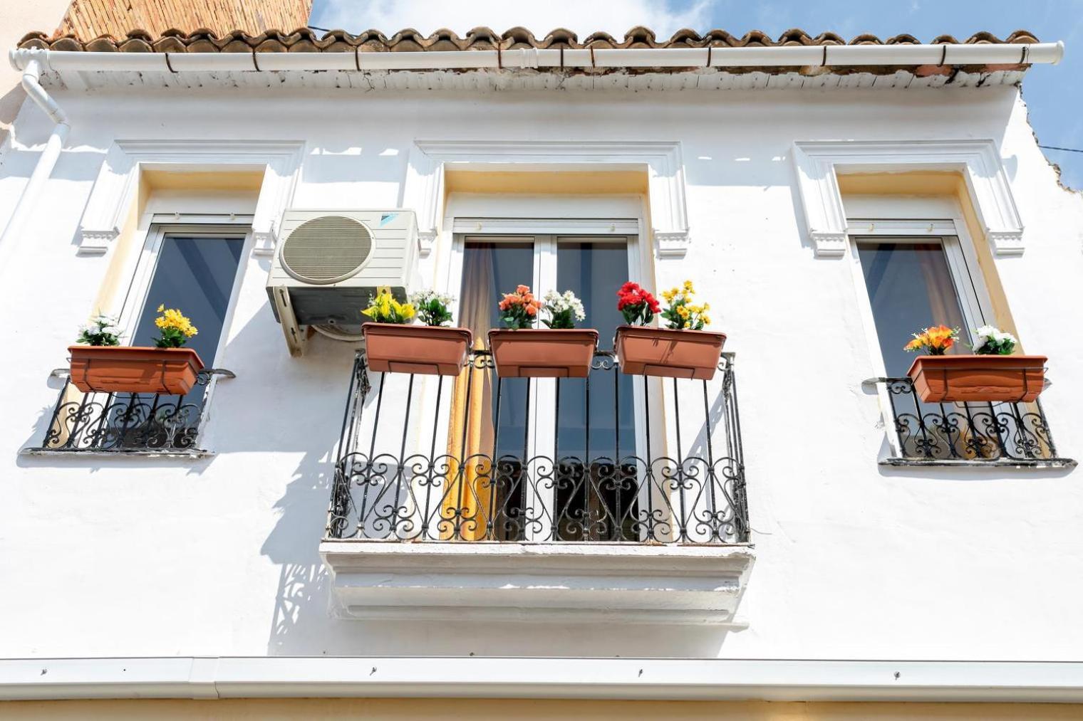 Bel Appartement Rustique Au Coeur D'Alicante Buitenkant foto