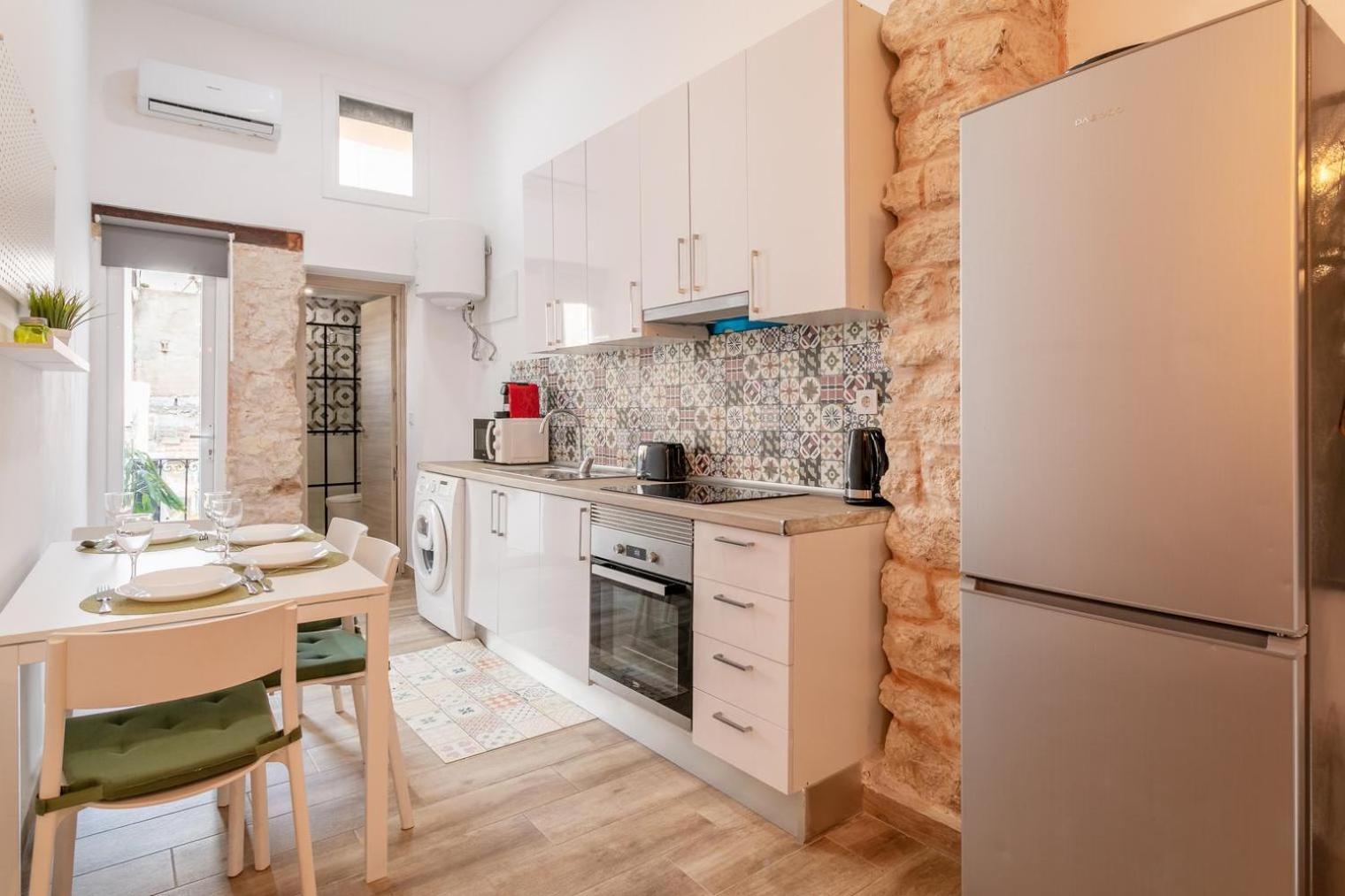 Bel Appartement Rustique Au Coeur D'Alicante Buitenkant foto